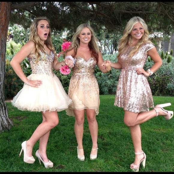 Size 4 Sherri Hill formal dress - Picture 5 of 5